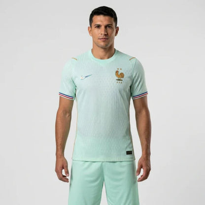 França 2026 Camisa de Futebol Reserva Branca Jogador