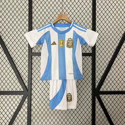 Argentina Casa Conjunto Juvenil 2024 - Patch Fifa Campeões do Mundo 2022