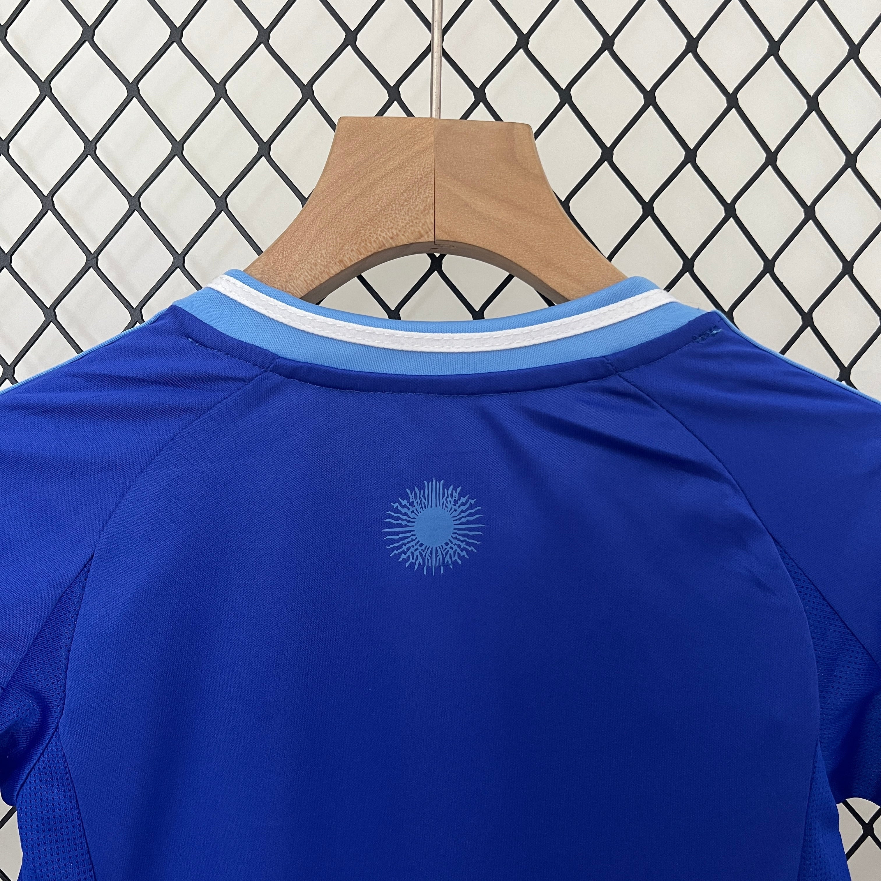 Argentina Reserva Conjunto Infantil 2024 - Patch Fifa Campeões do Mundo 2022