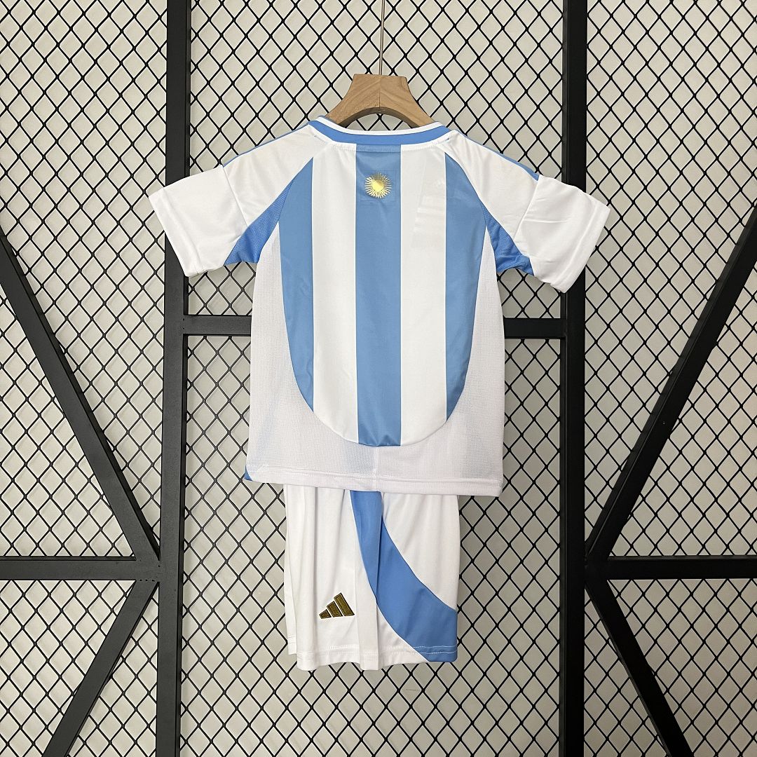Argentina Casa Conjunto Juvenil 2024 - Patch Fifa Campeões do Mundo 2022