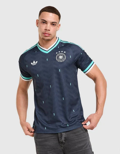 Alemanha 26/27 II Reserva Camisa de Futebol - Versão Torcedor