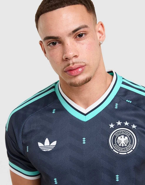 Alemanha 26/27 II Reserva Camisa de Futebol - Versão Torcedor